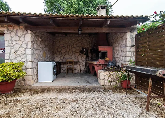 Bozikis Paleokastritsa
